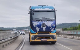 Mercedes-Benz eActros 600 Keliling Dunia, Gak Mampir di Indonesia!