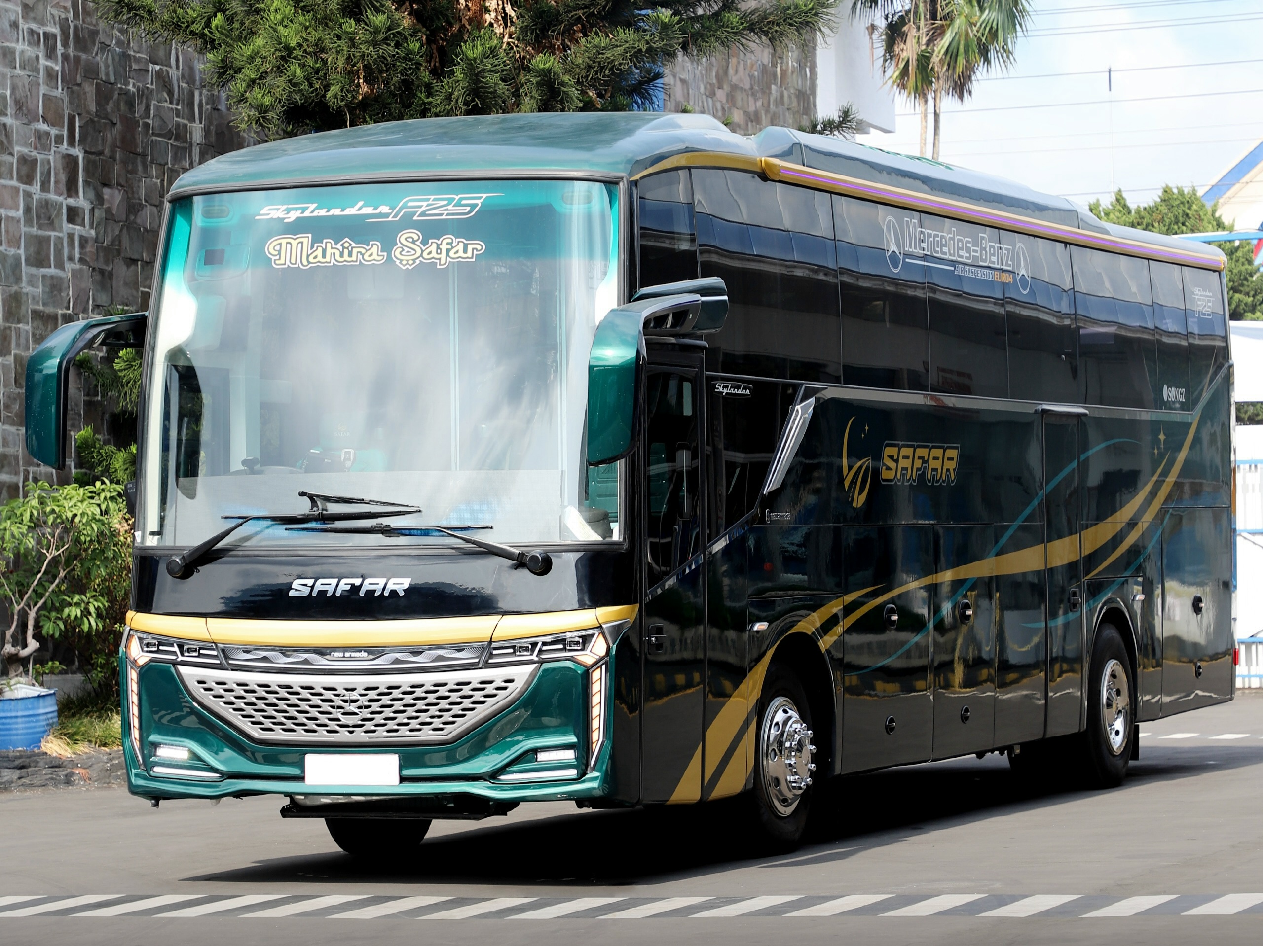  Debut di Kalbar, PO Safar Langsung Boyong 3 Bus Baru Skylander F25, Pakai Sasis Mercedes-Benz!