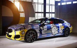 Dijual dengan Sistem Lelang, BMW The 8 x Jeff Koons Resmi Meluncur di Indonesia