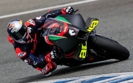 Andrea Dovizioso Memberikan Dampak Positif Untuk Aprilia
