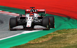 Usai Menyatakan Pensiun dari F1, Kimi Raikkonen Positif Covid-19
