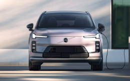 Crossover PHEV Jarak Jauh, Volvo XC70 Kembali Bangkit