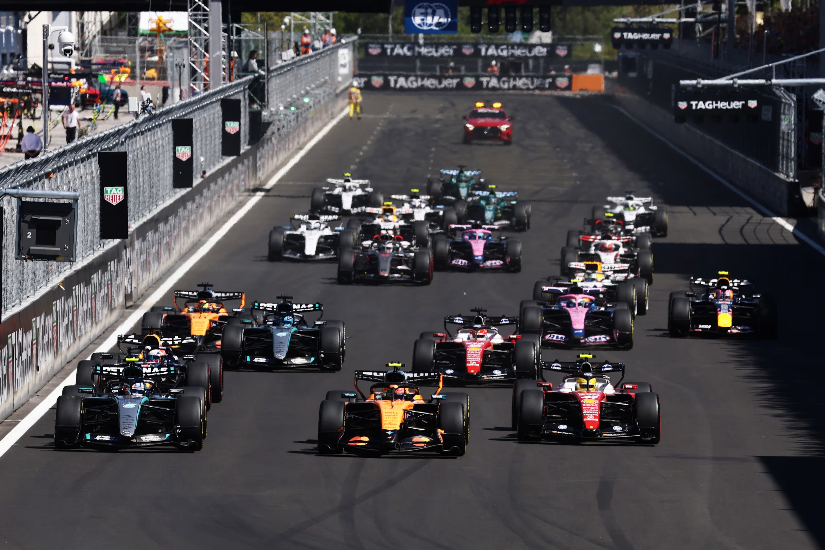 Berita F1: Kimi Antonelli Kukuh di Puncak Klasemen Usai F1 Spanyol 2026