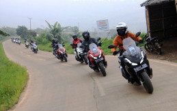 Ada Rencana Touring Akhir Tahun? Perhatikan Ini Agar Aman dan Nyaman