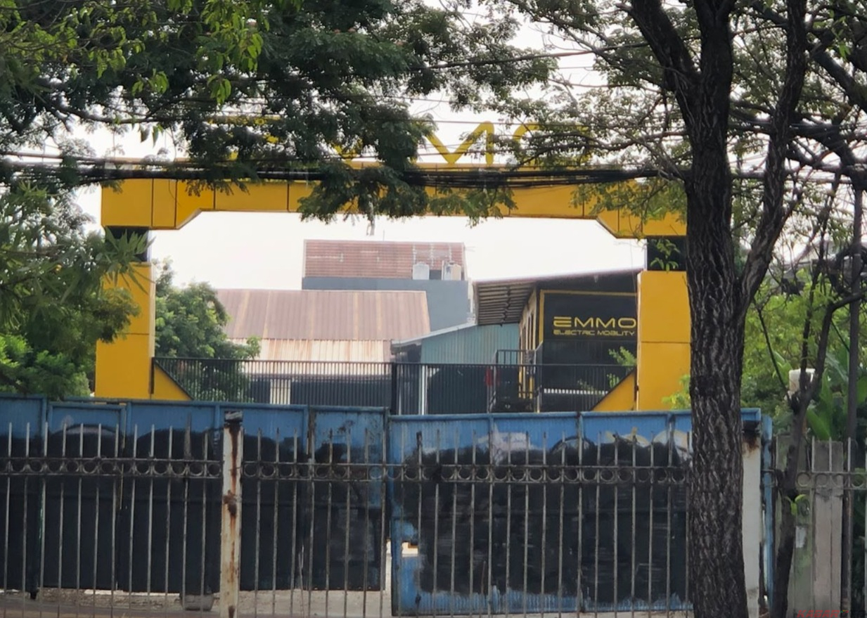 Aktivitas Diler Motor Listrik Emmo, Ini Kata Masyarakat Sekitar