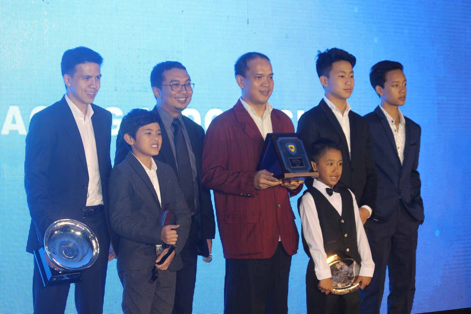 Malam Penghargaan IMI Awards 2016 Berlangsung Semarak
