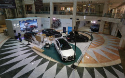 BMW Indonesia Gelar Pameran Kendaraan Elektrifikasi Perdananya