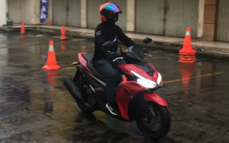 Perhatikan Ini, Cara Mudah Naik Motor Bagi Pemula