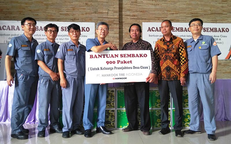 Hankook Indonesia Bagikan Sembako dan Peta Mudik di Sekitar Pabrik