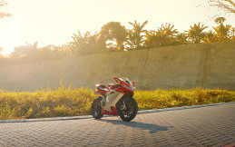 Test Ride - Seminggu Kencan Dengan MV Agusta F4R