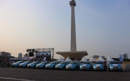 Komitmen Gunakan Mobil Listrik, Bluebird Dukung Formula E di Jakarta