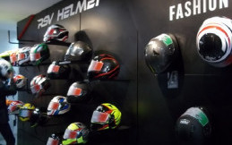 Beli Helm RSV Gratis Parking Pad Hayadeisu 