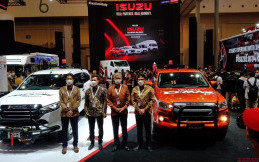 All New Isuzu MU-X 4x4 dan All New D-Max Buka Selubung di GIIAS 2021
