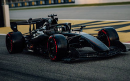 Lance Stroll Menyelesaikan Putaran dengan Aston Martin AMR26