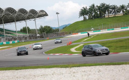 Mercedes-Benz Gelar Driving Experience 2017 Model AMG Di Sepang