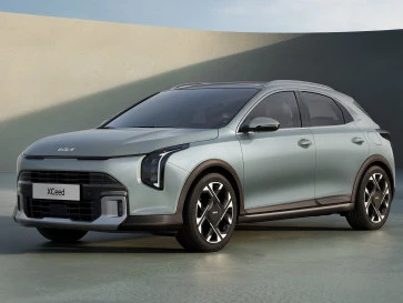 Kia XCeed 2026 Bersolek, Kini Punya Wajah Futuristik ala Mobil Listrik