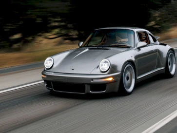 RUF Ehra Sebuah Mobil Sport Hasil Pengembangan Internal