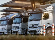 Tuntaskan Krisis 20.000 Parkir Truk, Mercedes-Benz Rilis Fitur Baru di Remote App