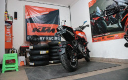 Monkeywork Garage (MWG), Surganya Pemilik KTM