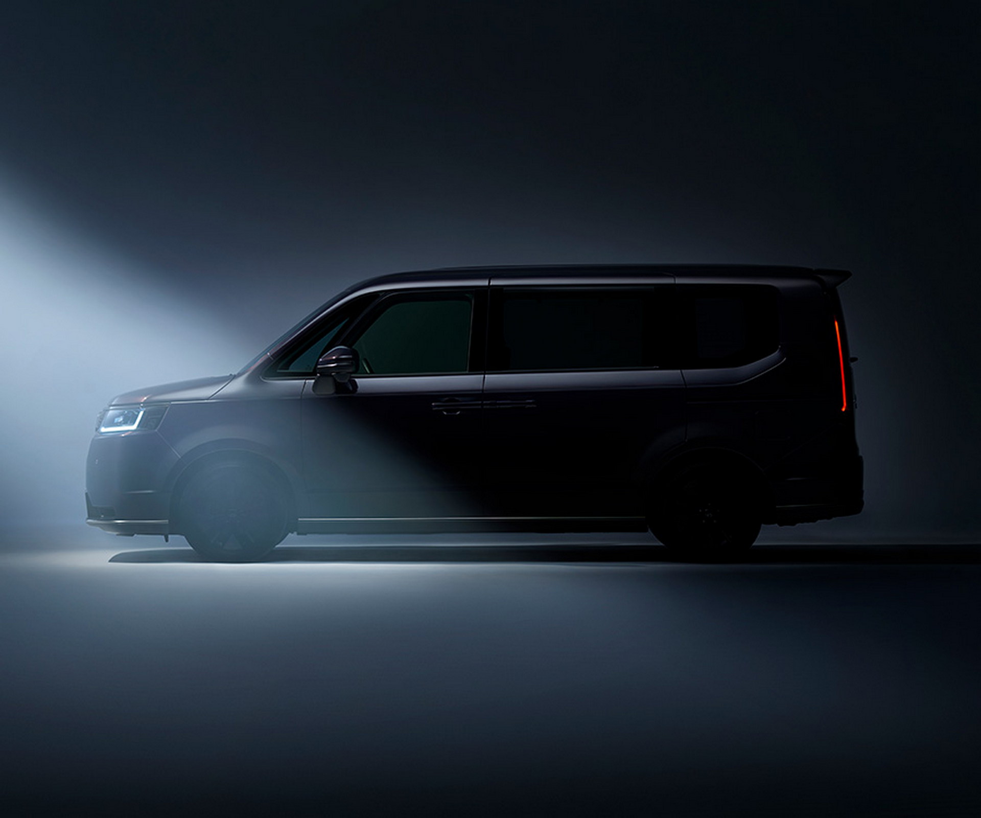 Honda Rilis Teaser Minivan Terbaru, Meluncur Awal Tahun Depan