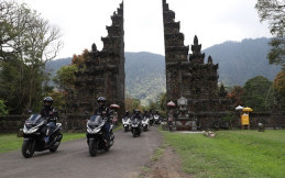 Sembari Jajal Honda PCX, 36 Bikers Nikmati Destinasi Menarik di Bali
