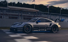 Porsche 911 GT3 Cup Sudah Mendarat di Sirkuit Mandalika