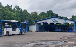 Pastikan Bus Listrik dalam Kondisi Optimal, Damri Lakukan Pemeriksaan Rutin Setiap Hari