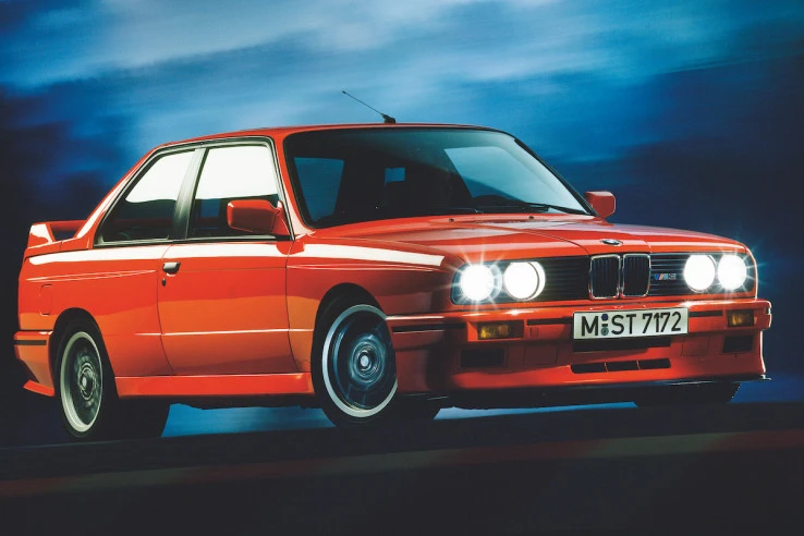 Sejarah 40 Tahun BMW M3: Dari Sedan Reli Hingga Ikon Otomotif