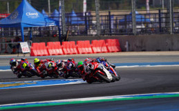 Pembalap AHRT Kelas Supersport dan Superbike Berhasil Kumpulkan Poin untuk Indonesia