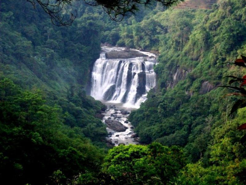 Bingung Menentukan Tujuan Turing? 5 Curug Di Karawang Bisa Menjadi Pilihan