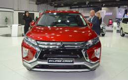 Mitsubishi Perkenalkan Eclips Terbaru, Tampilan Mirip Xpander