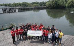 Wuling Motors Ajak Komunitas Menanam 100 Pohon Bakau