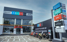 Bantu Pulihkan Ekonomi Pariwisata, Piaggio Indonesia Resmikan Diler Motoplex 4 Merek di Bali