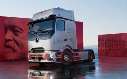 Penghormatan Sejarah 1896, Truk Edisi Terbatas Mercedes-Benz Hanya 400 Unit di Dunia