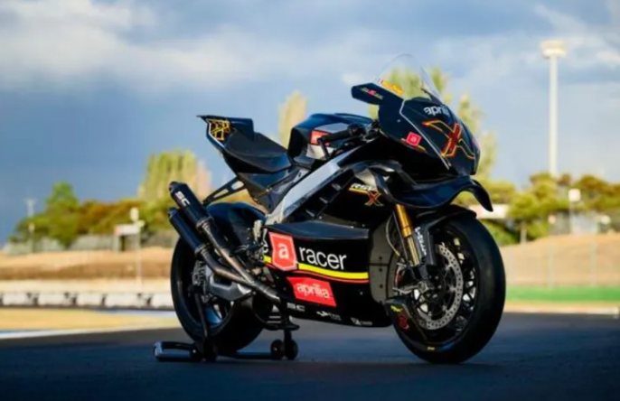 Resmi Meluncur, Aprilia RSV4 X Ec3ma Jadi Motor Tercanggih