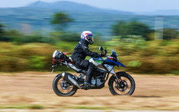 BMW Hadirkan Warna Baru untuk G 310 GS, Lebih Cerah 