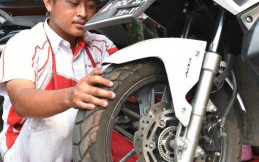 Cara Cepat Ketahui Kaki-Kaki Motor Sudah Loyo