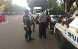 Gunakan ETLE, Begini Cara Polisi Tertibkan Parkir Liar