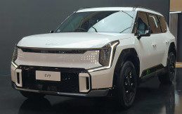Galeri Kia EV9 GT-line