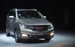 Wuling Cortez CT L Berani Lawan MPV Rp 400 Jutaan