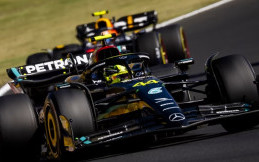 Lewis Hamilton Bayangkan Jika Gunakan RB19 Bisa Samakan Max Verstappen