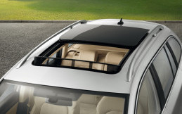 Apa Sih Bedanya Sunroof, Moonroof, Panoramic Roof? 