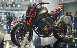 Tampang Yamaha Xabre Terbaru Memberi Kesan Lebih Sangar