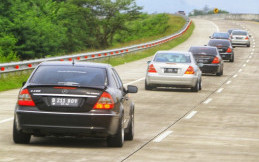 Cara Komunitas MB W211 CI Chapter Bekasi Mengayomi Member
