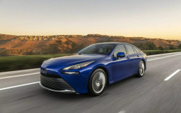 Toyota Mirai Terbaru Dilengkapi Fitur Perintah Suara 'Hei, Toyota'