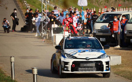 Toyota Gandeng Rookie Racing Uji 2 Mobil Balap Hidrogennya