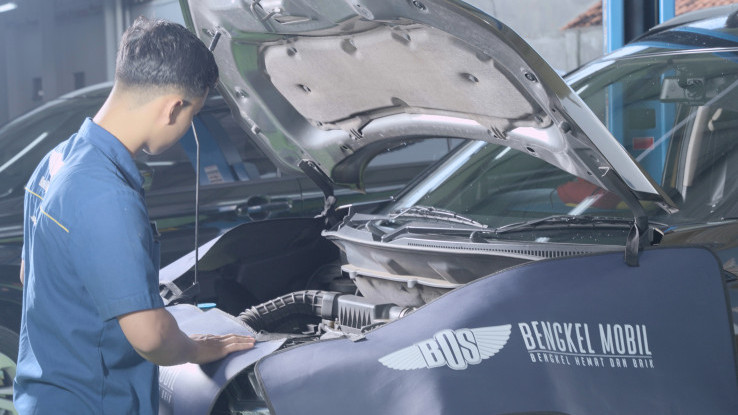Merawat Mobil Tanpa Ribet, Bisa di Bengkel Terpercaya