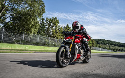 Ducati Streetfighter V4, Versi Naked dari Panigale V4