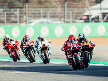 Hasil Sprint Race MotoGP Thailand: Pedro Acosta Menang, Marco Bezzecchi Crash