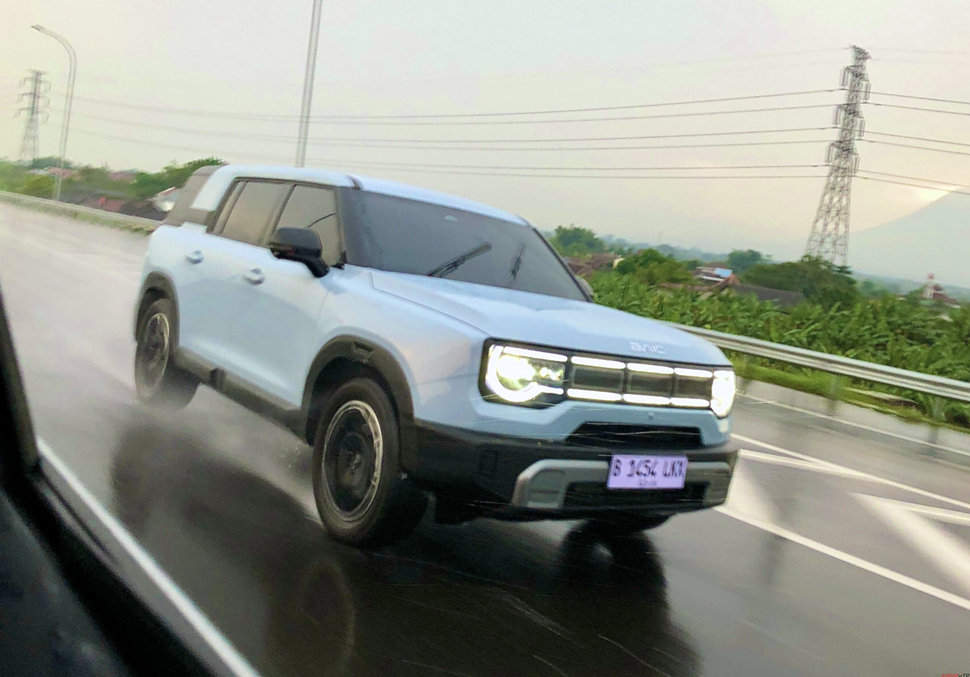 Alasan BAIC BJ30 Hybrid Laik jadi Pilihan Berpetualang Keluarga
